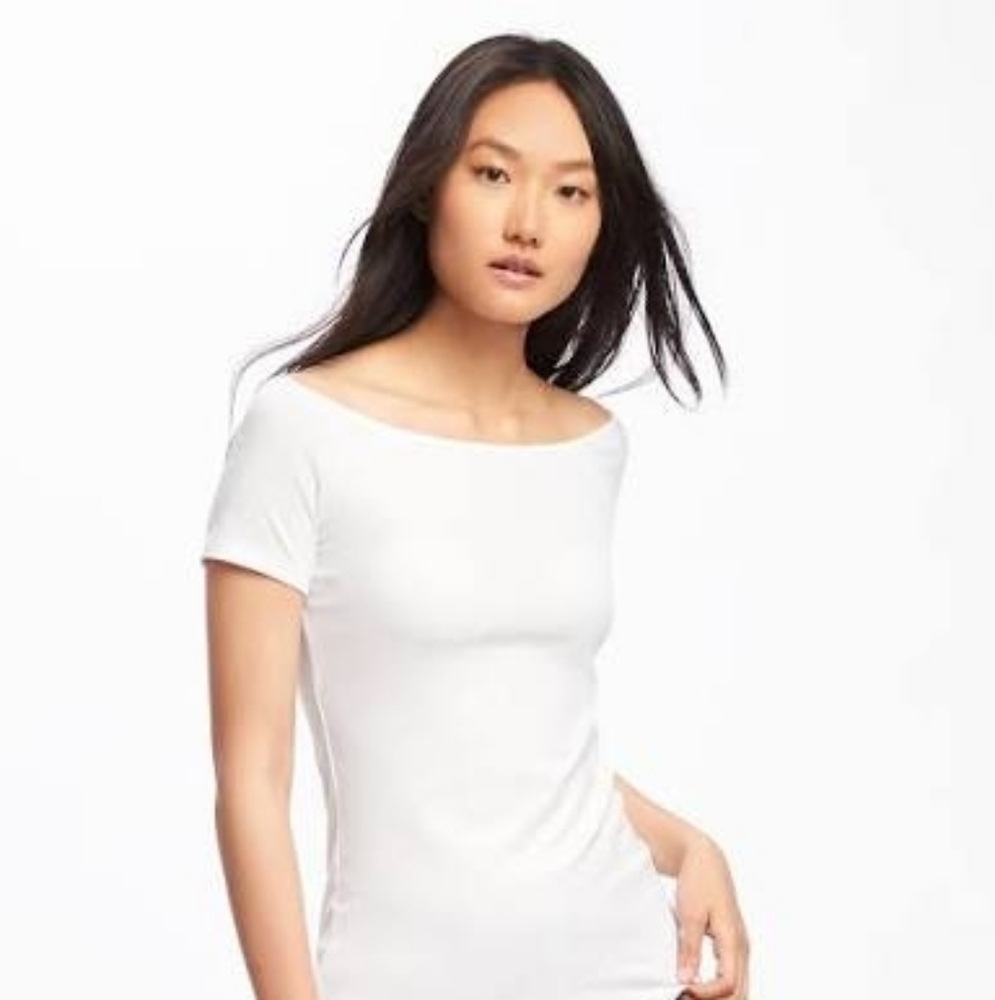 🎉Off-the-shoulder Tee S Top T-shirt New Old Navy small